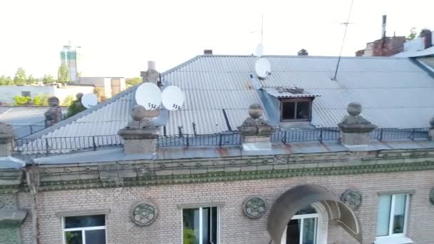Fassadenarchitektur Dnjepr Gebäude Haus von Dnepropetrowsk in Dnipro, Ukraine - Filmmaterial, Video