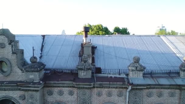Fassadenarchitektur Dnjepr Gebäude Haus von Dnepropetrowsk in Dnipro, Ukraine - Filmmaterial, Video