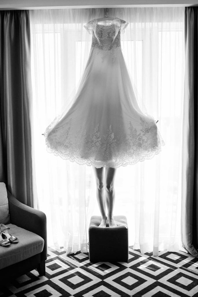 perfect wedding dress on the wedding day - Foto, Imagen