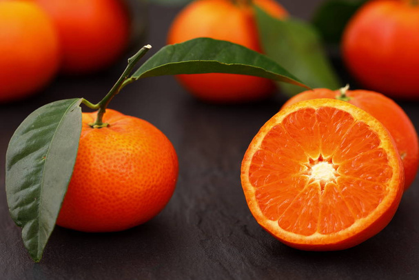 Fresh mandarins and oranges - Fotoğraf, Görsel