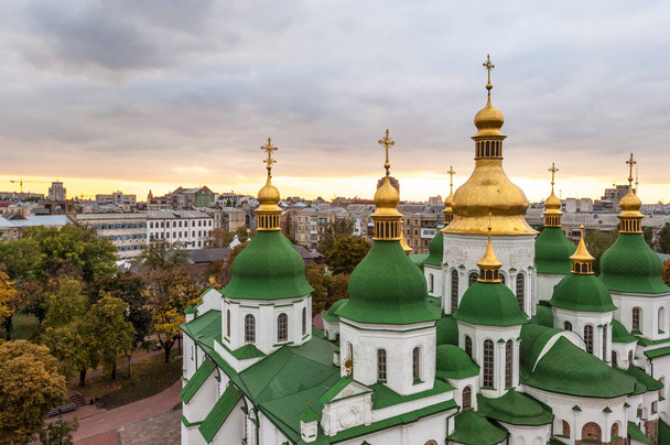 Catedral medieval de Santa Sofía (Sofía de Kiev) construida en el siglo XI durante Kievan Rus, Kiev, Ucrania. - Foto, Imagen