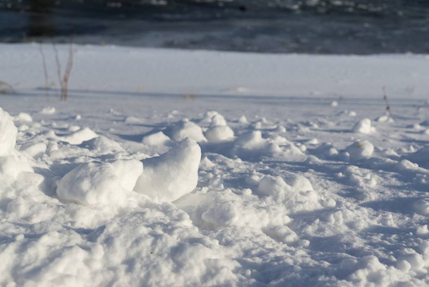 фон свіжого снігу під час снігу
 - Фото, зображення