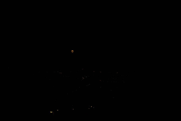 Hold az éjszakai égbolton. Szlovákia - Fotó, kép