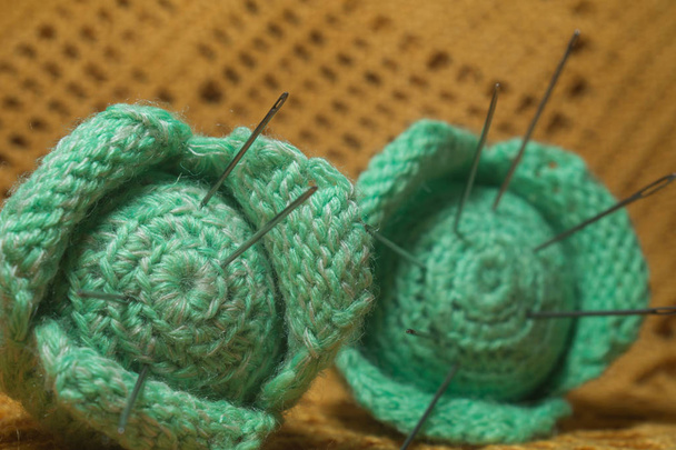 Handmade knitting wool texture background closeup needlework. healthy food concept - Foto, Imagen