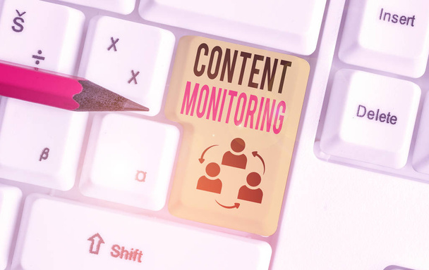 Tekst schrijven Content Monitoring. Zakelijke foto presentatie van een tool om vermeldingen van hun organisatie te identificeren - Foto, afbeelding