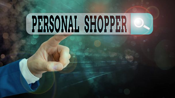 Tekstbord met Personal Shopper. Zakelijke foto presentatie individu die wordt betaald om een ander te helpen om goederen te kopen - Foto, afbeelding