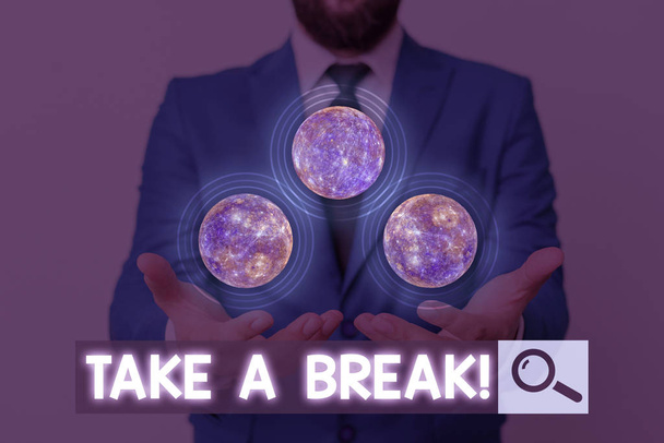 Scrivere una nota che mostra Take A Break. Business photo showcase Riposo Smettere di fare qualcosa tempo libero uscire dal lavoro Elementi di questa immagine fornita dalla NASA
. - Foto, immagini