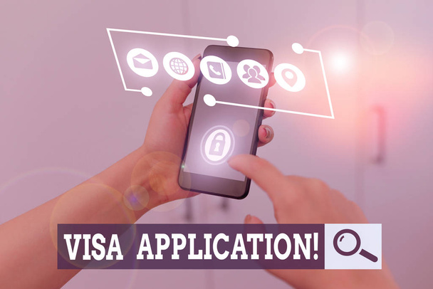 Handschriftliches Textschreiben Visa-Antrag. Konzeptfotoformular, um um Erlaubnis zu bitten, in ein anderes Land zu reisen oder dort zu leben - Foto, Bild
