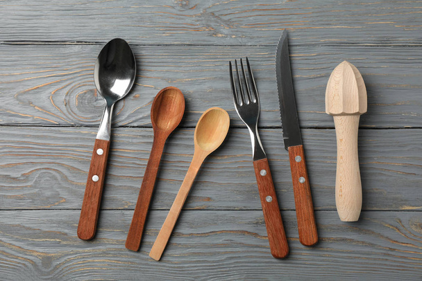 Cutlery on rustic wooden background, top view - Foto, Bild
