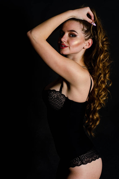 High sexy brunette lingerie studio portrait - Foto, Bild