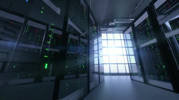 śledzenie ujęcia jednostek serwerowych w centrum danych usługi w chmurze włamanych przez cyberterrorystę - migające wskaźniki światła dla masowego połączenia danych - Materiał filmowy, wideo