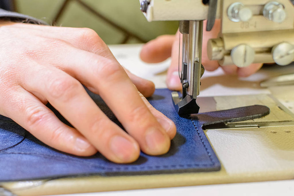 professional production sewing machine close-up, leather production, hand seamstress, hand tailor - Zdjęcie, obraz