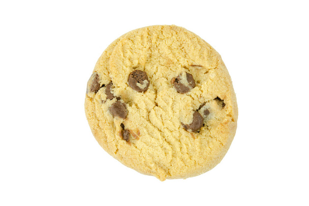 Μπισκότα με τσιπ σοκολάτας που απομονώνονται σε λευκό φόντο με ψαλίδισμα - Φωτογραφία, εικόνα