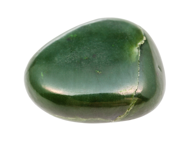 parlatılmış Nephrite (yeşil yeşim taşı) izole edilmiş değerli taş - Fotoğraf, Görsel