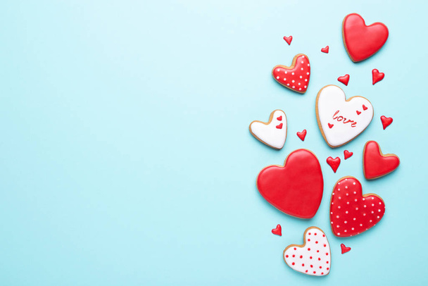Valentines Day coockies in shape of hearts. - Foto, imagen