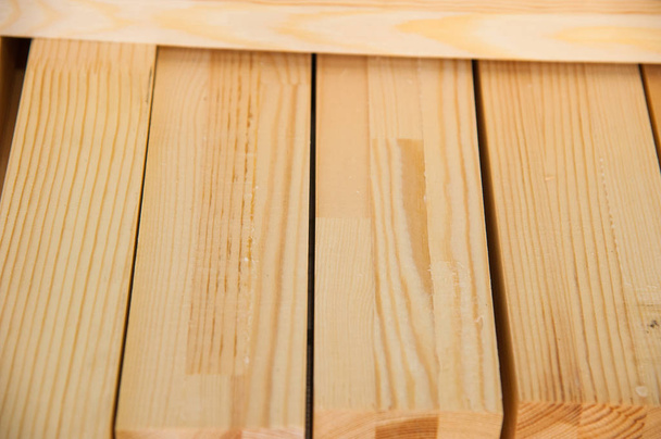 Производство деревянных дверей, окон, мебели
 - Фото, изображение
