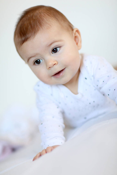 Portrait of smiling baby - Valokuva, kuva