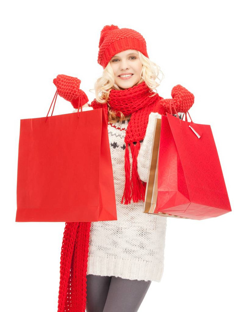 Foto de chica joven con bolsas de compras
.. - Foto, imagen