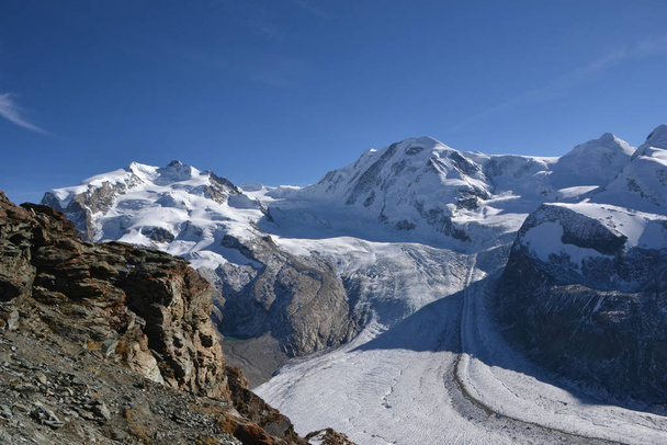 scenic view of majestic alps landscape - Foto, Imagem