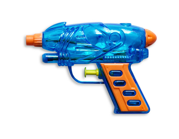 Modrá vodní pistole izolovaná na bílé - Fotografie, Obrázek