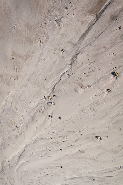 Texture de sable sur le lac après drainage de l'eau. Des ondulations. Illus
 - Photo, image