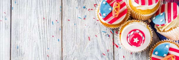 Patriotic USA cupcakes - Foto, imagen