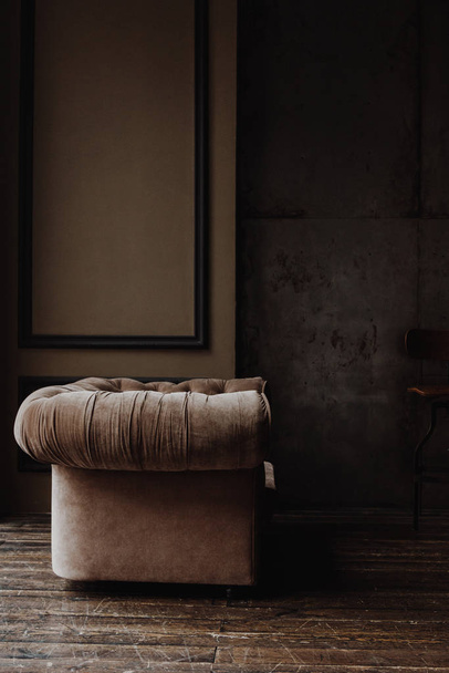 Brown armchair in loft studio - Valokuva, kuva
