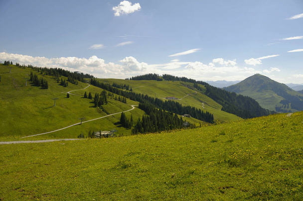 scenic view of majestic alps landscape - Foto, afbeelding