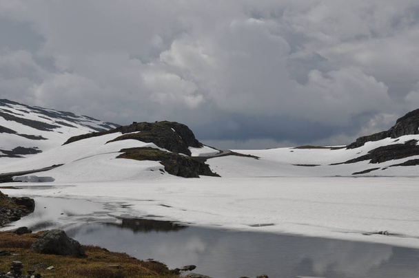 aurlandsfjellet highland pass mountain snow ice mountains - Foto, Imagem