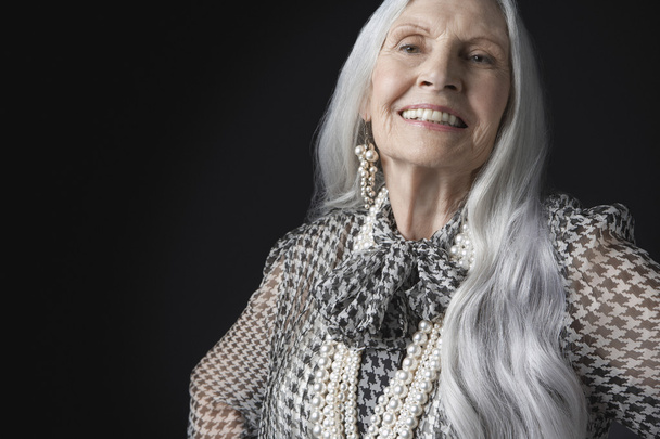 Senior grey hair Woman - Valokuva, kuva