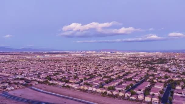 Las Vegas Cityscape na Sunset. Nevada, USA. Letecký pohled - Záběry, video