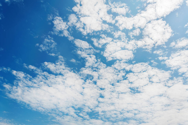 Blue sky with over white cloud for design - Foto, Imagem