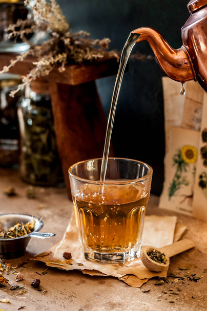 Pouring Herbal Tea - Fotografie, Obrázek