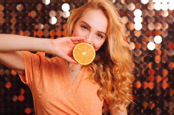Gorgeous young blonde posing on a bright background - Zdjęcie, obraz