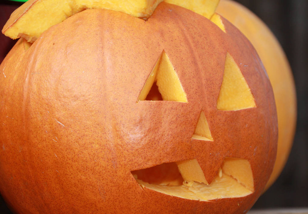 halloween pumpkin on a wooden background - Foto, Bild