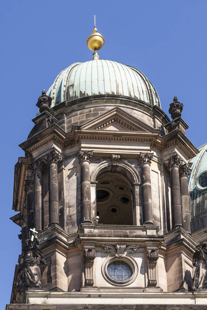 side dome of the berlin cathedral - Valokuva, kuva
