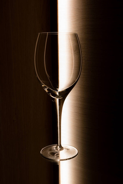 abstract illuminated wine glass - Zdjęcie, obraz