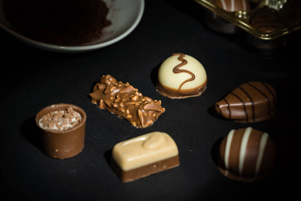 a selection of fine chocolates - Foto, imagen
