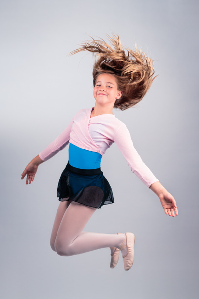 Young dancer girl jumping - Photo, Image