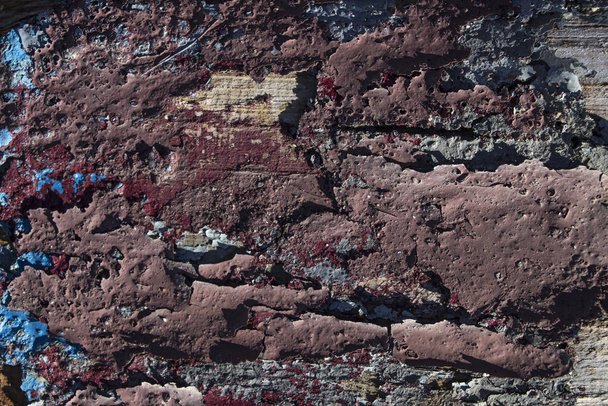 треснувшая краска на старом дереве, старый грубый деревянный узор со следами
  - Фото, изображение