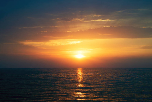 Gentle sunset on the black sea coast of Crimea. - Foto, imagen
