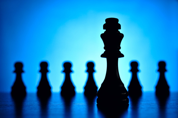 Rei e peças de xadrez peão
 - Foto, Imagem