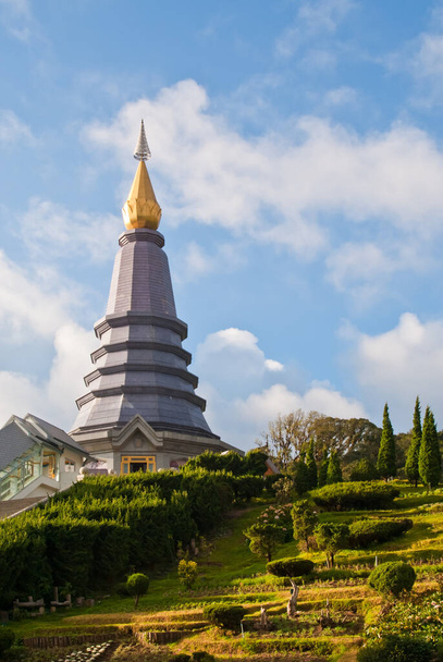 buddhist temple in the city of thailand - Fotografie, Obrázek