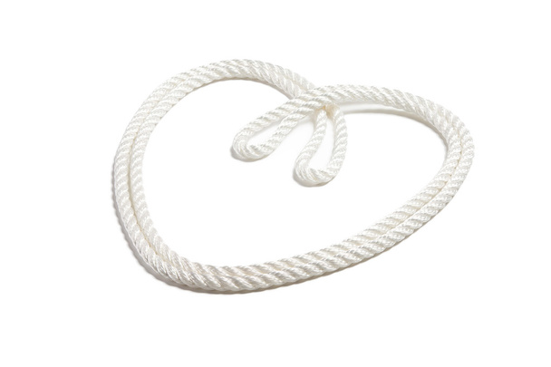 Серце з білої мотузки ізольоване на білому тлі
 - Фото, зображення