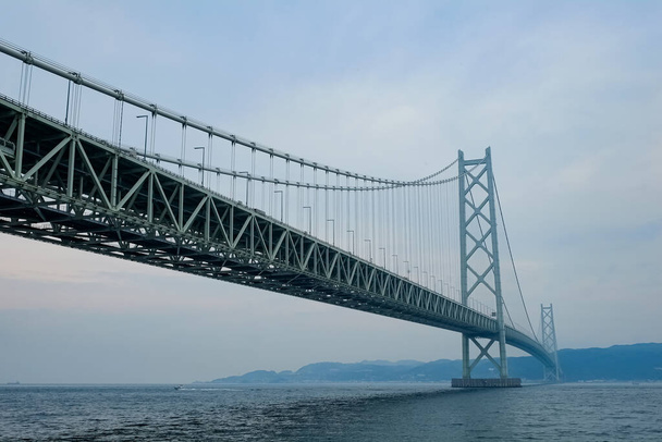 Most Akashi-Kaikyo v Kobe, Japonsko. - Fotografie, Obrázek