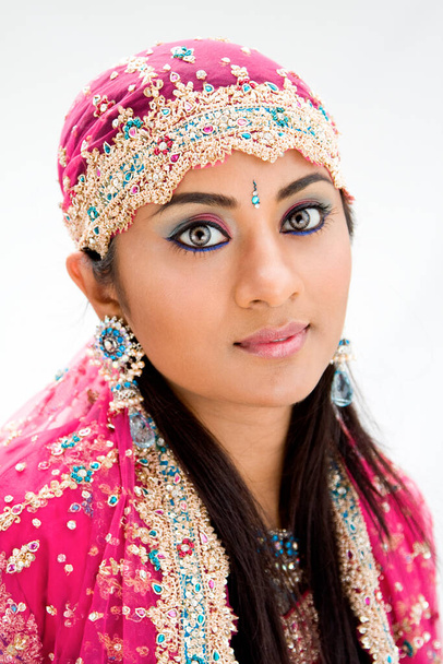 Elegant Bengali bride, traditional marriage  - Zdjęcie, obraz