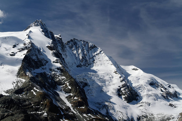 high mountain landscape in the grossglockner group,national park ho - Foto, Bild