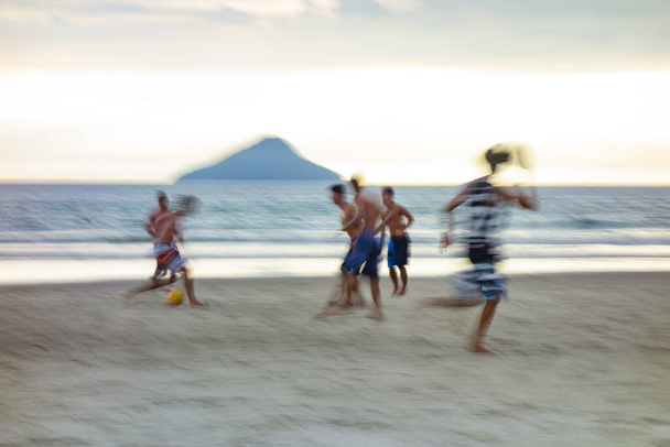Brazylijski sport plaża piasek softball - Zdjęcie, obraz