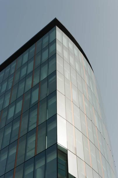 Modern glass office building in Glasgow, Scotland. - Fotoğraf, Görsel