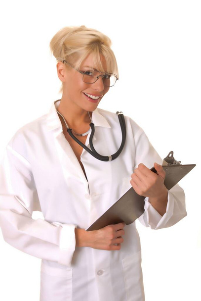 Милий молодий і красивий блондин доктор або медсестра  - Фото, зображення